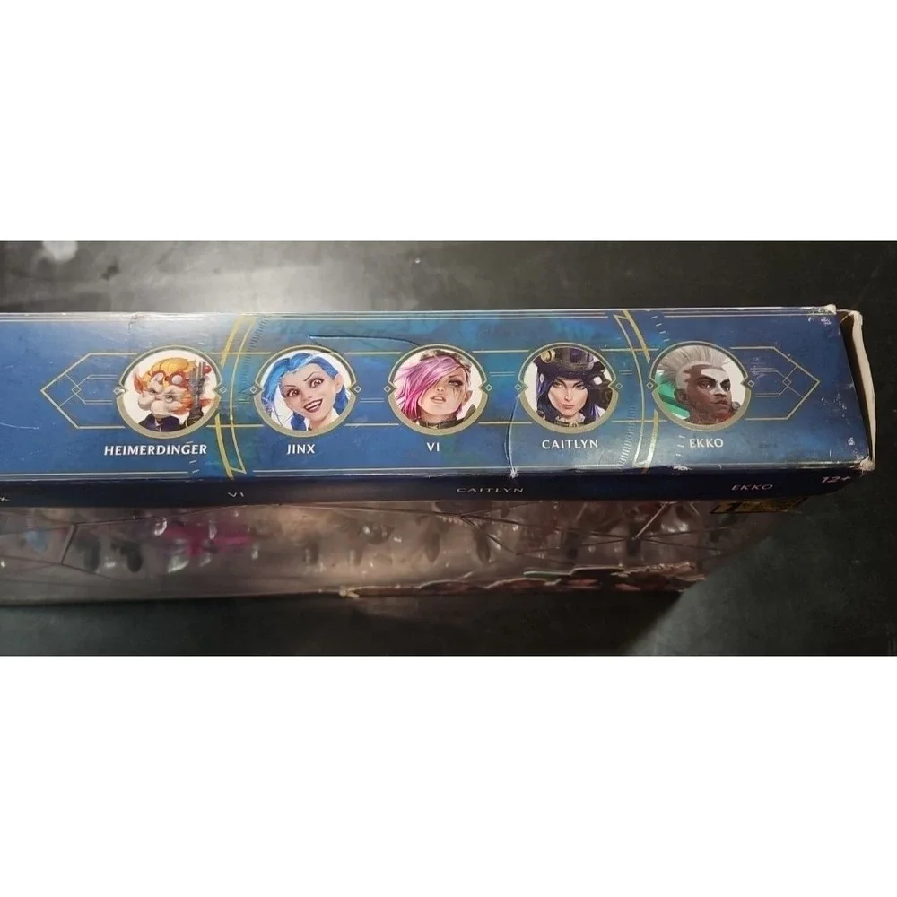 League of Legends NIB Dual Cities LIMITED 1st EDITION Champion Collection SEALED